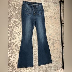 Bell bottom jeans, size 5/27. Perfect condition!